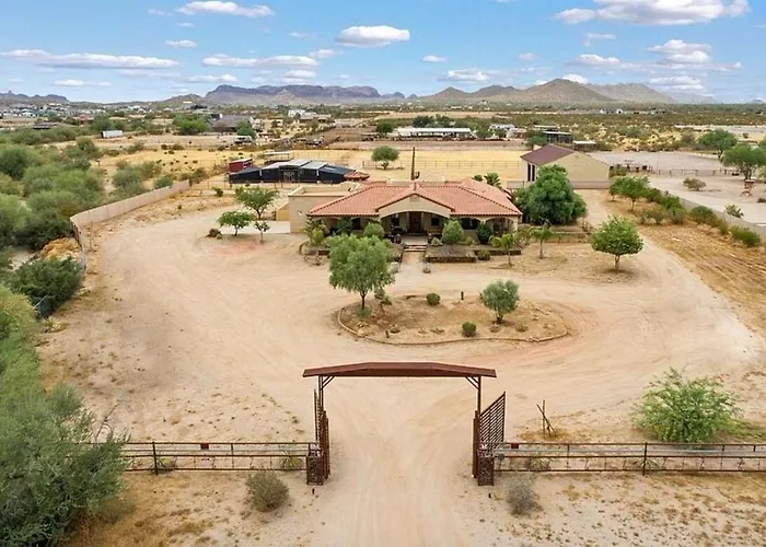 Welcome To Our Rancho Retreat! Queen Creek
